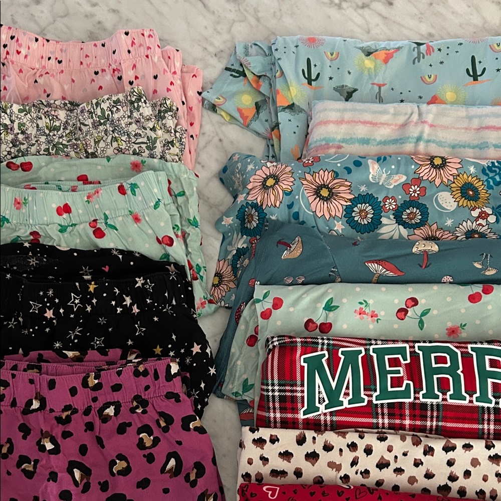 Women's Patterned Pajama Pants Set - image 1